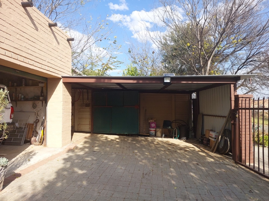 3 Bedroom Property for Sale in Tuinhof Free State